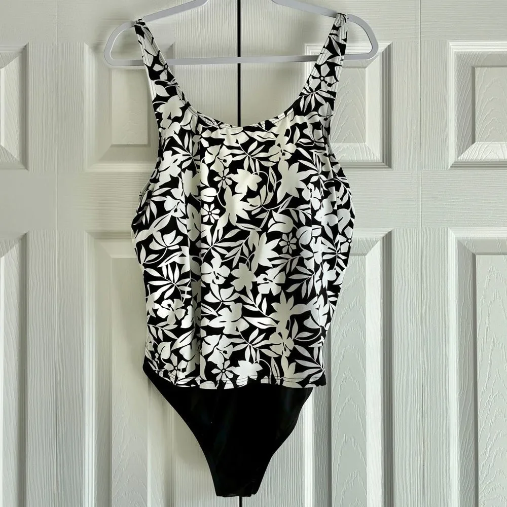 Lands’ End Swimsuit Women’s 16 One Piece Black White Floral Resort Cruise Wear